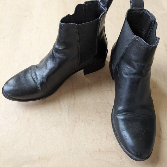 Steve Madden Dover Chelsea Ankle Boot Black Size 7.5 - Picture 4 of 13